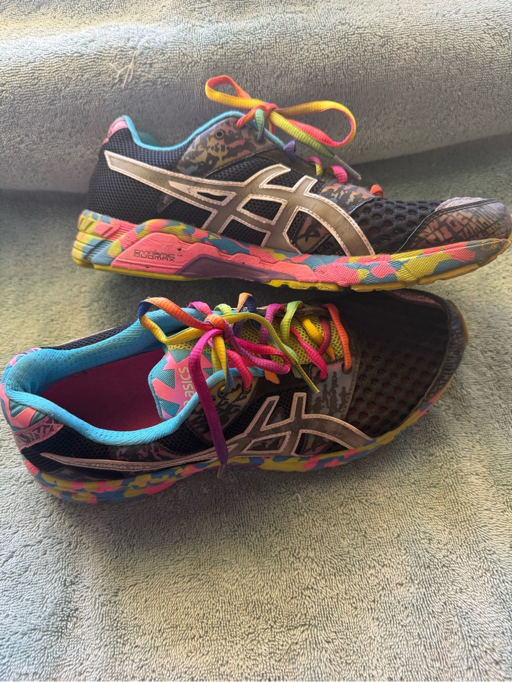 Asics Gel-Noosa Tri 8 size 10